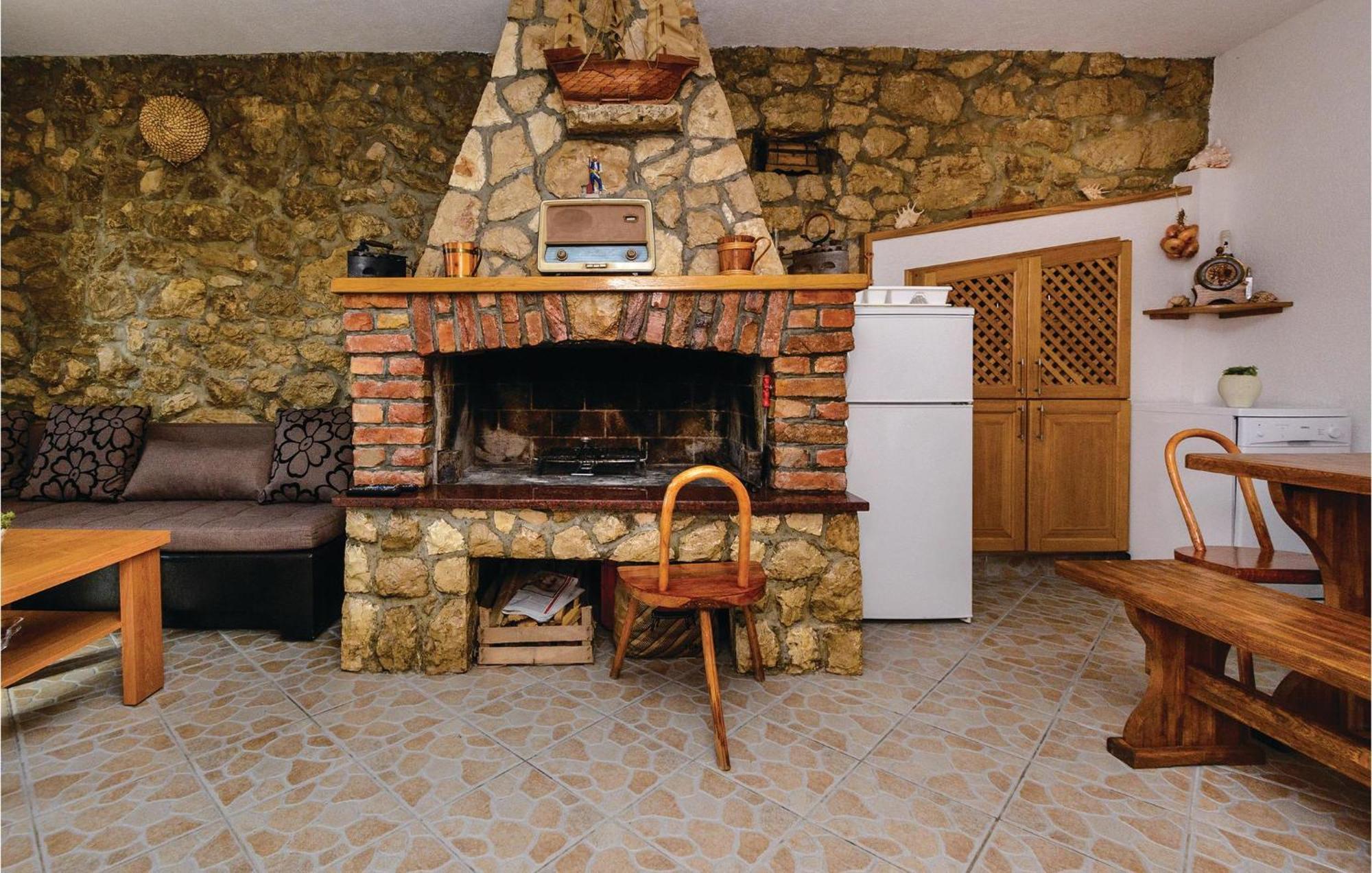 1 Bedroom Gorgeous Home In Slivno 클레크 외부 사진