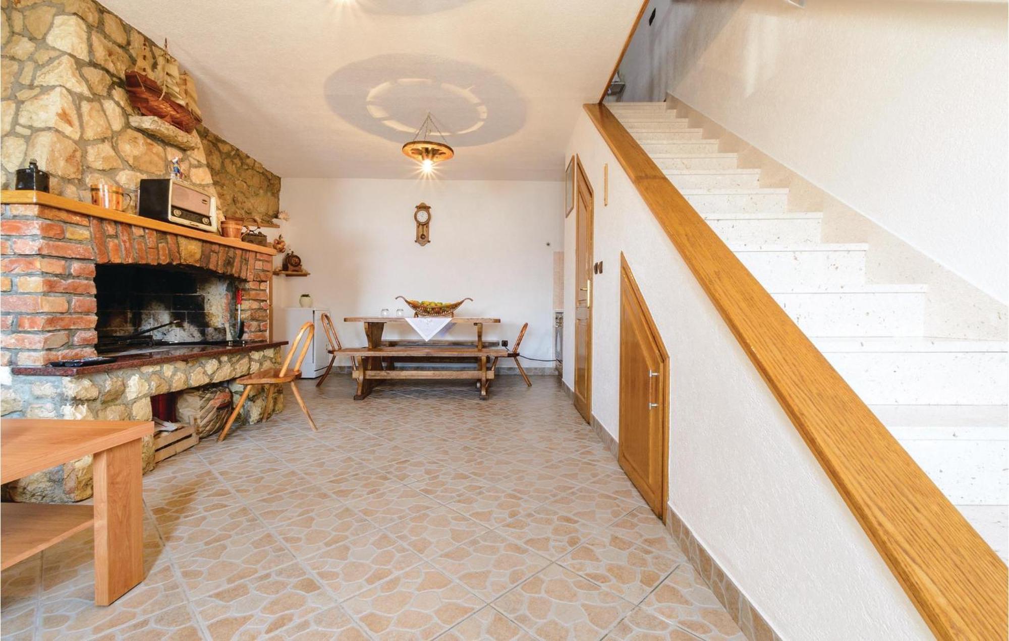 1 Bedroom Gorgeous Home In Slivno 클레크 외부 사진